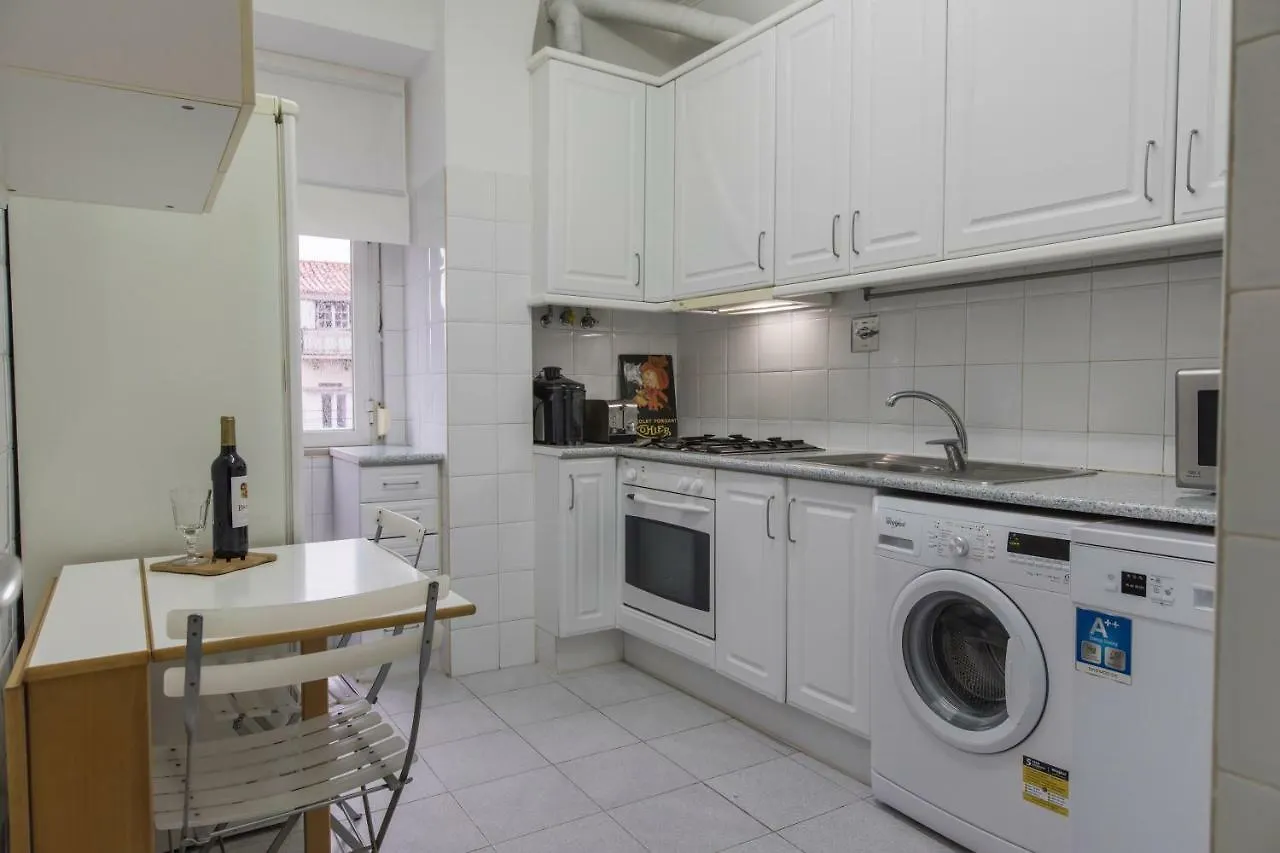 Charming Chiado 2Bedr W/Balcony And View Lejlighed Lisboa