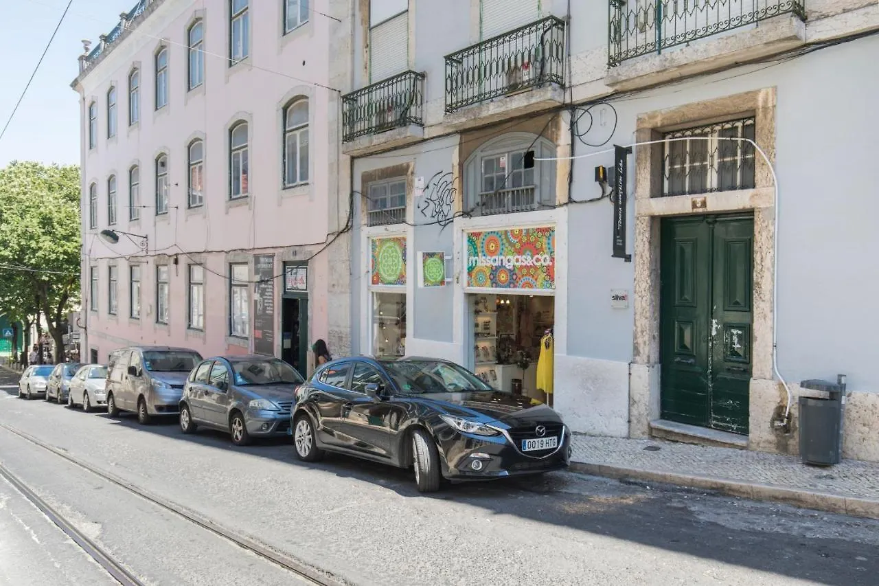Charming Chiado 2Bedr W/Balcony And View Διαμέρισμα Lisboa